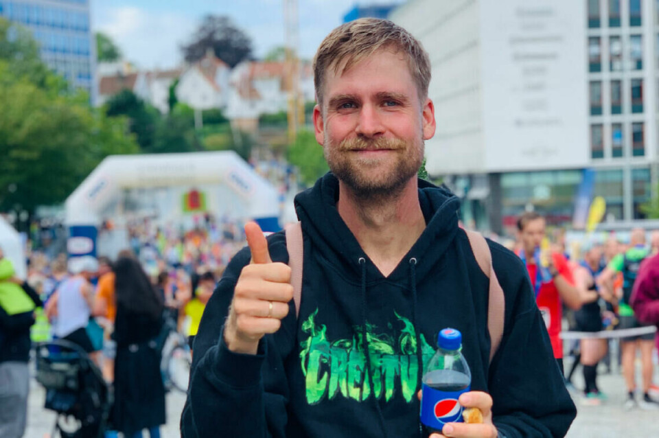 En fornøyd løper har klart målet sitt om sub 1 time og 20 minutter på halvmaraton. (Foto: Privat) En fornøyd løper har klart målet sitt om sub 1 time og 20 minutter på halvmaraton. (Foto: Privat)