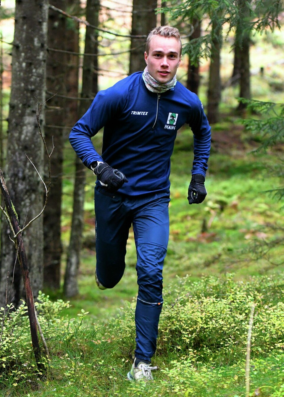 Ener i skogen:Orienteringsløper Kasper Harlem Fosser har gjentatte ganger vist at han behersker mer enn å løpe fort i skogen med kart og kompass. (Foto: Bjørn Johannessen) Kasper Harlem Fosser