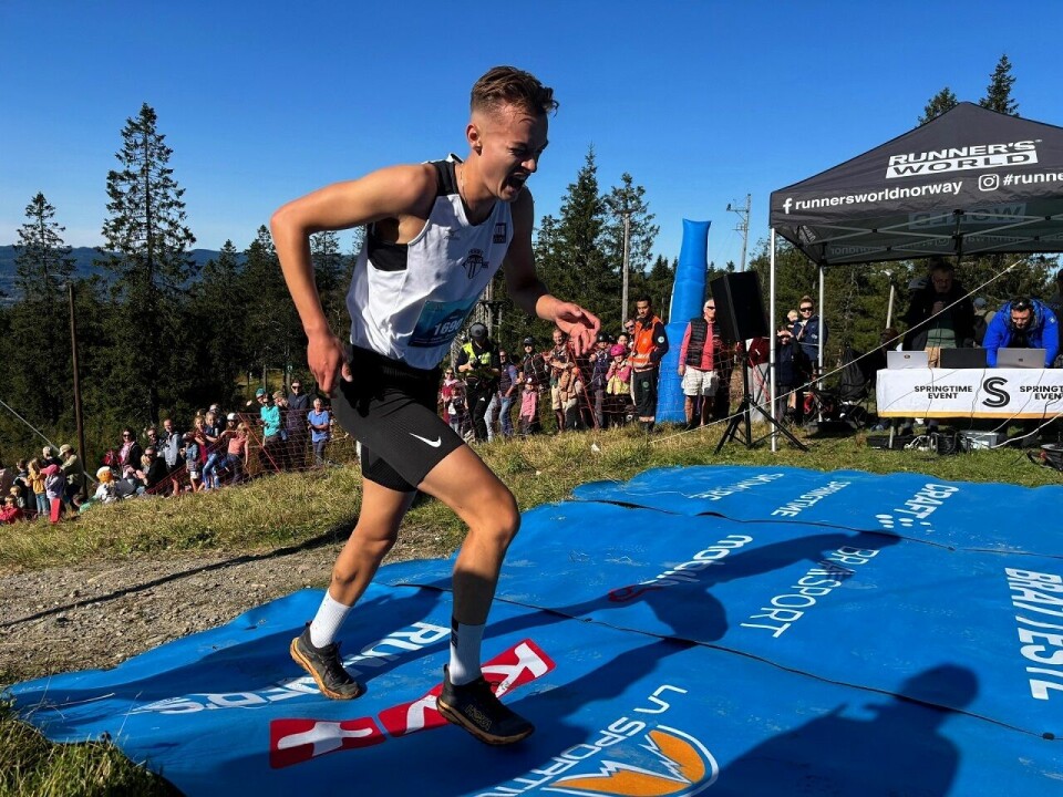Anders Haga på de siste meterne før toppen. (Foto: Christian Prestegaard)