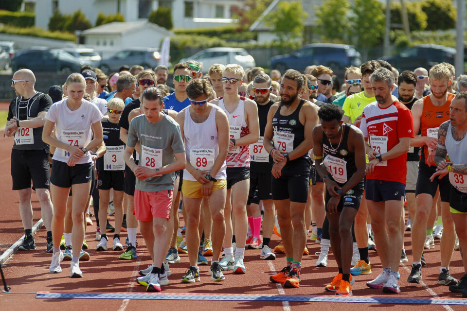 Start 5 km mosjonsløp. (Foto: Torbjørn Fjeldheim)
