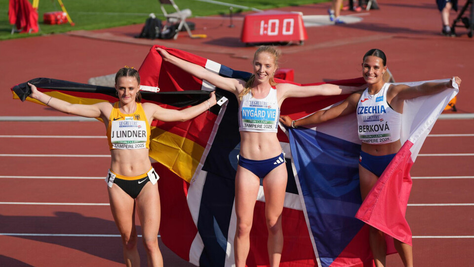 De tre medaljene gikk til Jule Jutta Lindner, Andrea Nygård Vie og Ema Berková. (Foto: Einar Børve)