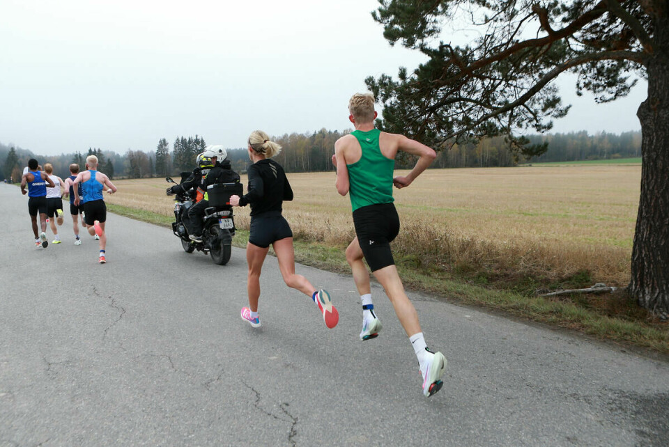 7km_bakfra_Karoline_B_Groevdal_og_gruppe2_2560_AZ3T4527