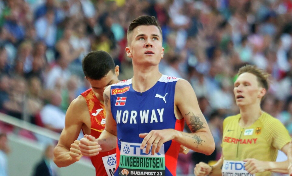 Jakob Ingebrigtsen må mest sannsynlig utsette sesongstarten utendørs på grunn av skade. Et stort tap for Bislett Games eventuelt. Her fra VM i 2023. (Foto: Arne Dag Myking) VM Friidrett 2023 Budapest - 1500 meter menn forsøksheat -Jakob INGEBRIGTSEN