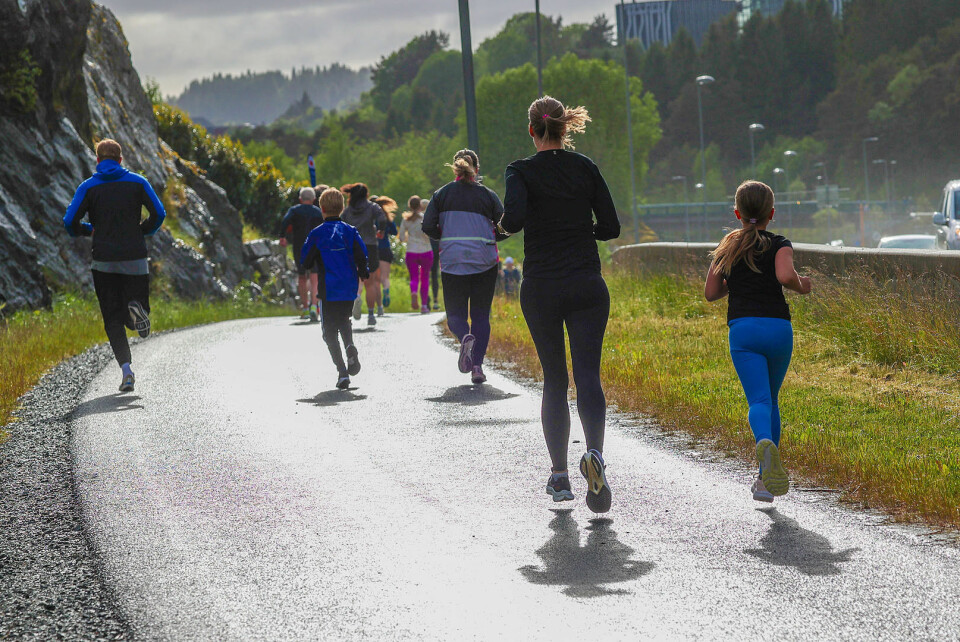 Oppover Flyplassveien.