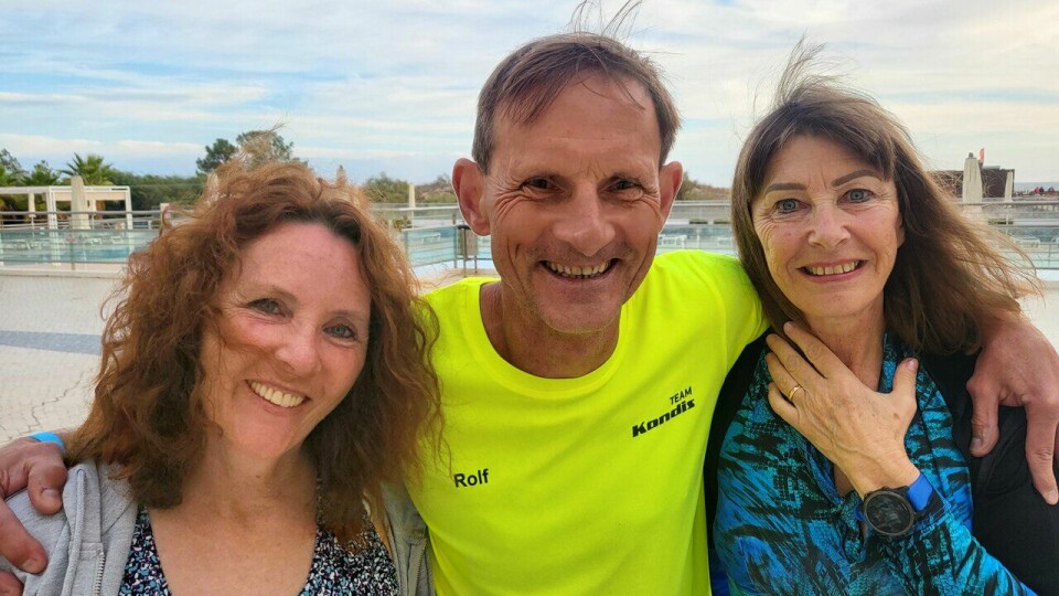 Engasjerte frivillige: Både Connie Schneider (t.v), Rolf Bakken og Karin Mathilde Morstad bidrar med mange gratis arbeidstimer i Kondis sin tjeneste. Organisasjonen ville ikke vært den samme uten dem.