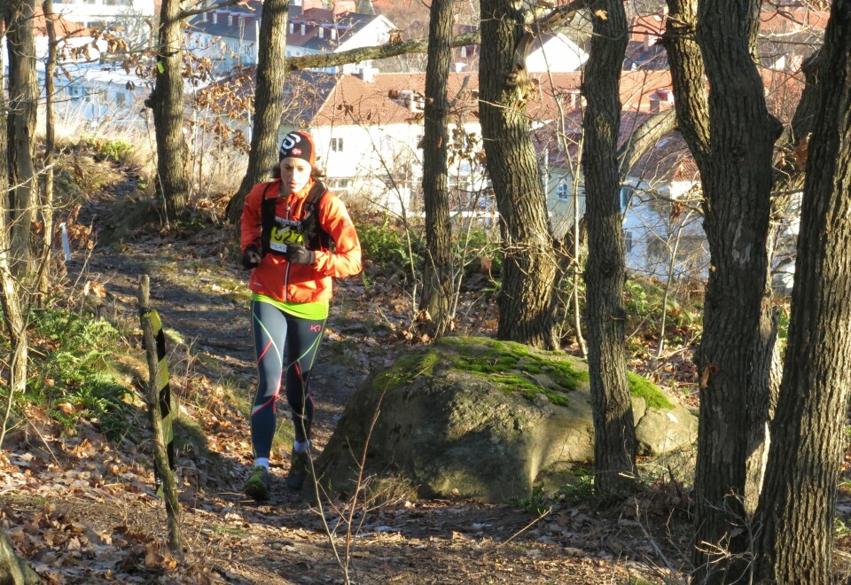 Aud Elisabeth Stuhr i fint driv på den avsluttende 22-kilometeren (foto: Fredrik Ölmqvist) Aud Elisabeth Stuhr i fint driv på den avsluttende 22-kilometeren (foto: Fredrik Ölmqvist)