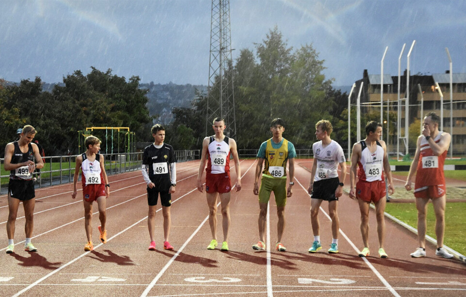 Sterk ruskeværsløping da Ingeborg Østgård og Magnus Øyen vant 3000 m for alle 3000m-for-alle-herrefelet-foto-Tor-Jarle-Bolme.jpg