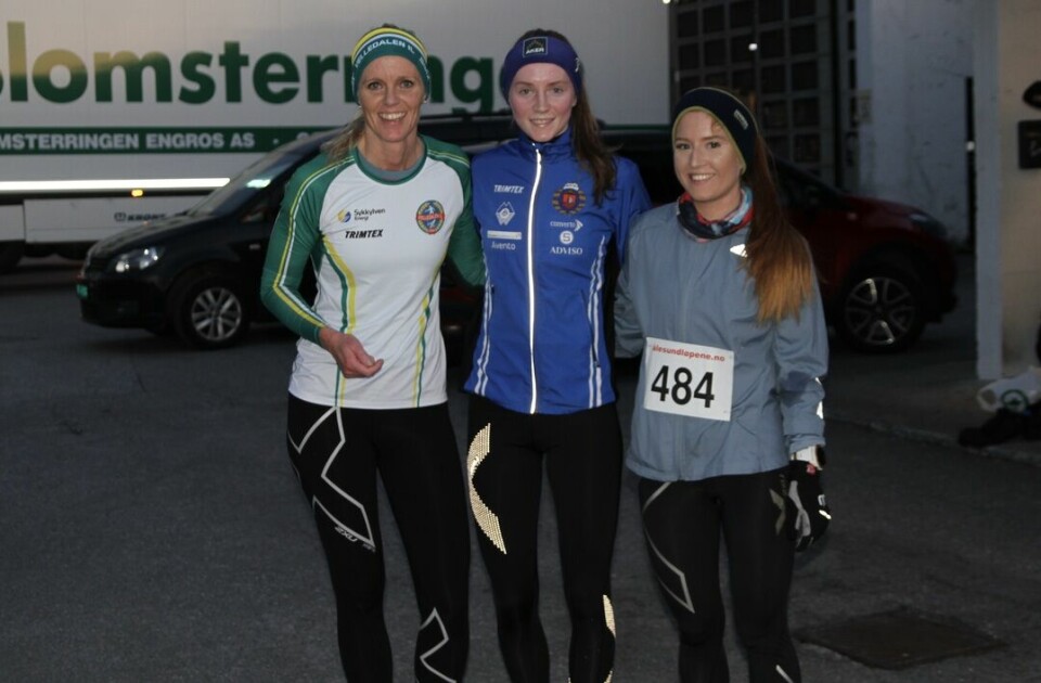 Skak og Vinnes var best på 10 km i Ålesund vinterkarusell Pallen_kvinner_5km