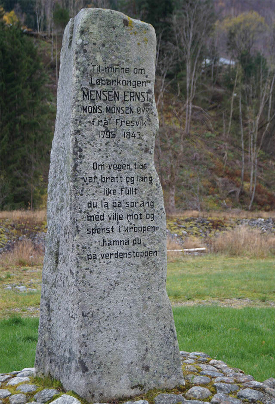 Mensen Ernst Minneløp kjem i ny utgåve i 2018 Mensen_Ernst-steinen.jpg