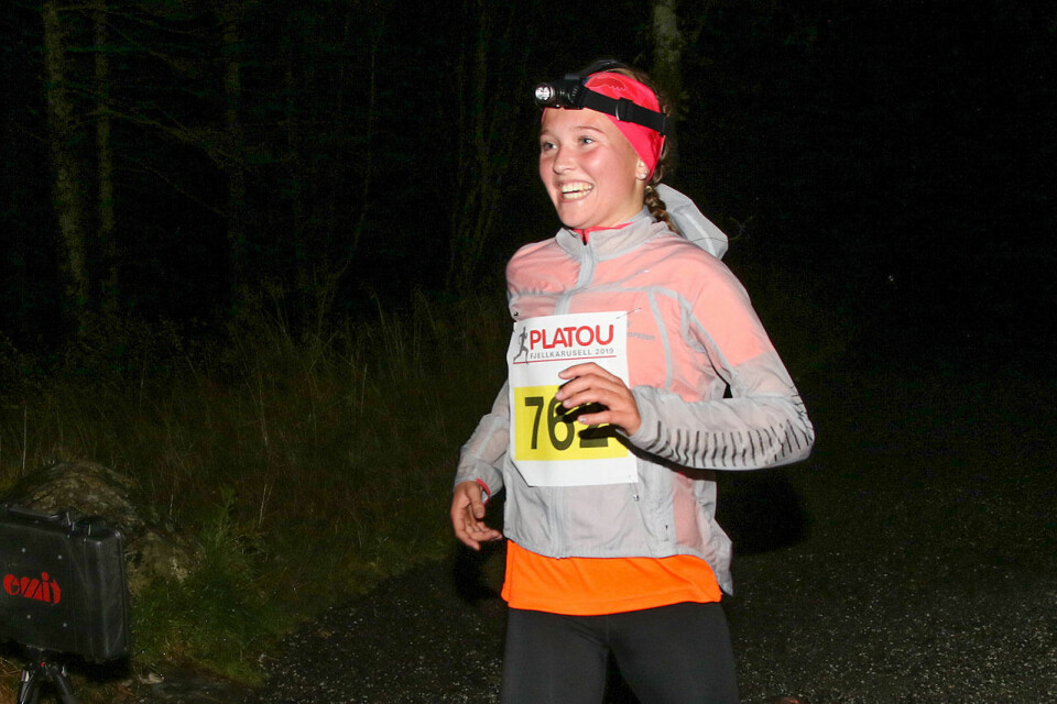 Thea Charlotte Knutsen kan juble over sammenlagtseieren i Platou Fjellkarusell Thea Charlotte Knutsen kan juble over sammenlagtseieren i Platou Fjellkarusell