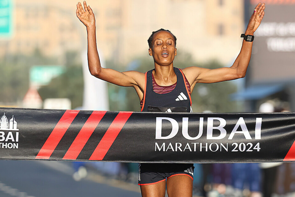 Tigist Ketema debuterte på maraton med uoffisiell verdensrekord for debutanter. (Foto: dubaimarathon.org) Tigist Ketema debuterte på maraton med uoffisiell verdensrekord for debutanter. (Foto: dubaimarathon.org)