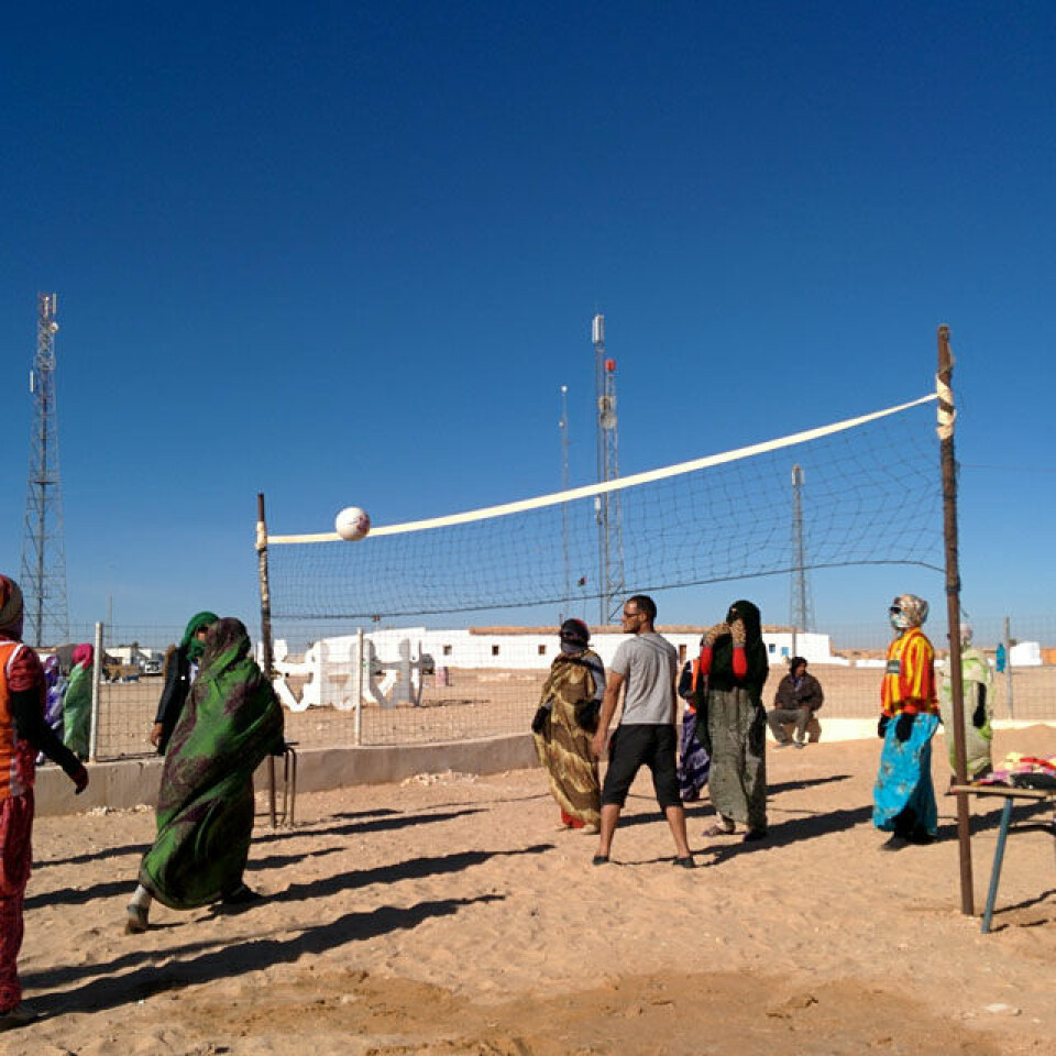 Bli med på solidaritetsmaraton i Sahara i februar 2018! ph_sahara_vollyball_IMG_20150216_140056.jpg