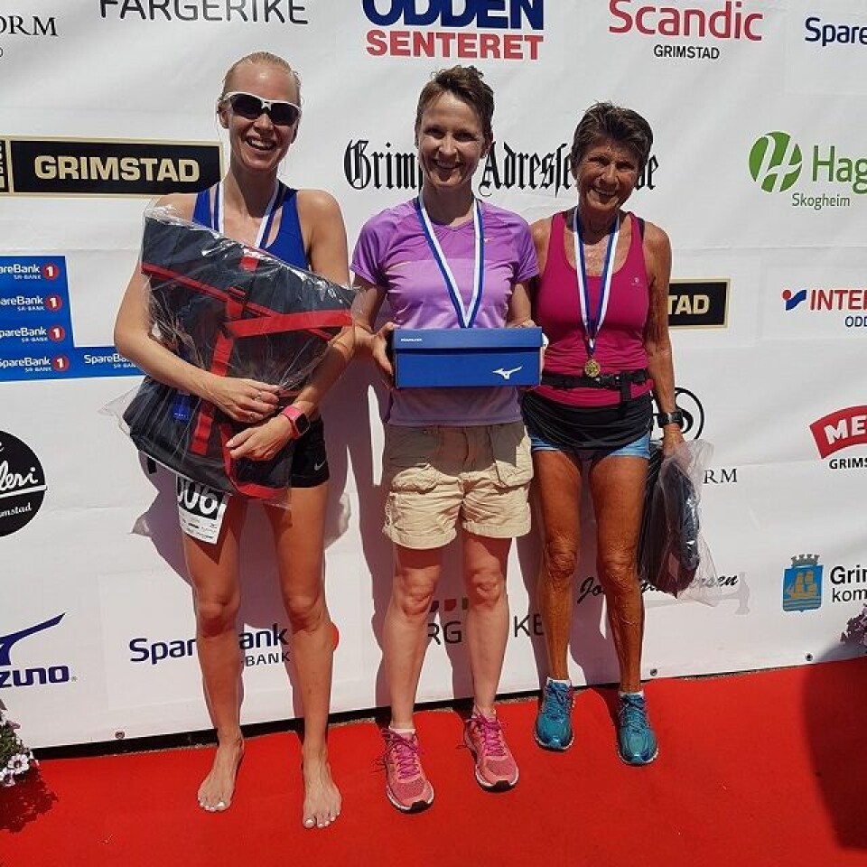 Ekstra mange vinnere i Grimstad Maraton Pallen_42km_kvinner.jpg