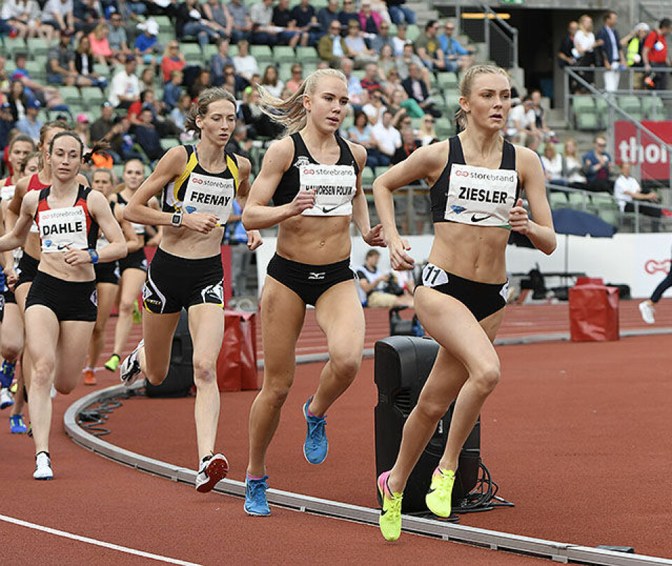 Ingrid Halvorsen Folvik med sterk avslutning og seier på 1500 m 1500_kv_BJ_Ziesler-drar_50D1376.jpg