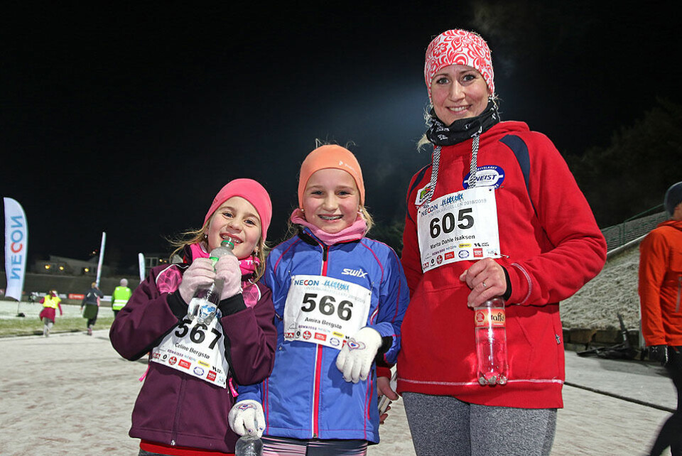 Celine og Amira Bergstø og Marita Dahle Isaksen kan nyte å være kommet i mål. Celine og Amira Bergstø og Marita Dahle Isaksen kan nyte å være kommet i mål.