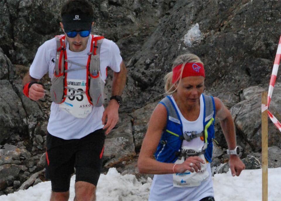 Stian Angermund-Vik og Eli Anne Dvergsdal vant Gullfjellet Opp maraton.jpg