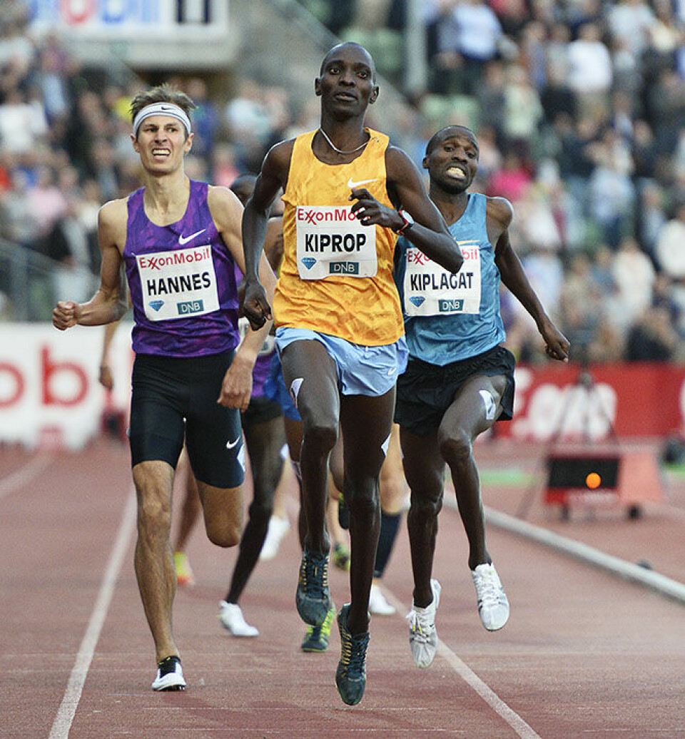 Jordbær til Karoline, Sindre og hele Team Ingebrigtsen mile-kiprop-maalgang_D4N0174.jpg
