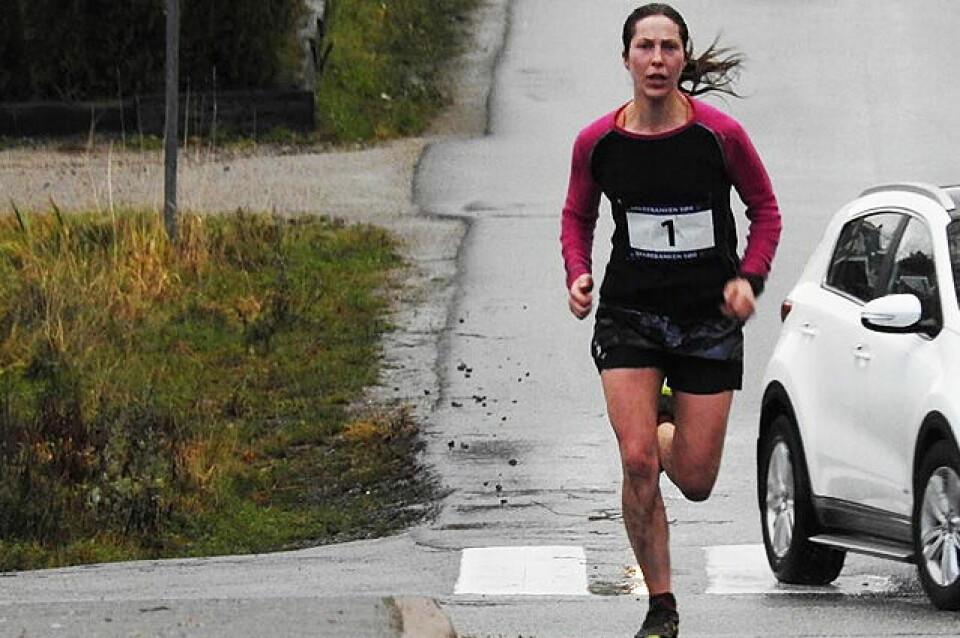 Ingrid Ukkelberg, MIL raskest av kvinnene. Ingrid Ukkelberg, MIL raskest av kvinnene.