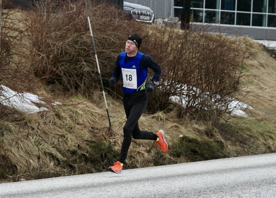 Lasse Aleksander Finstad med klar seier på halvmaraton i Ålesund 5km_Kristian_Nedregaard