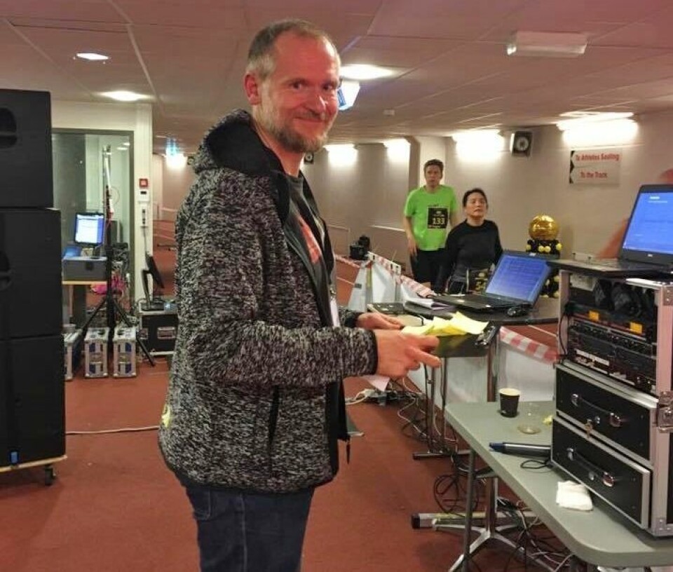 BLOGG: Bislett 24 - Livet for en speaker og DJ Henning_in_action_foto_Marit_Imset.jpg