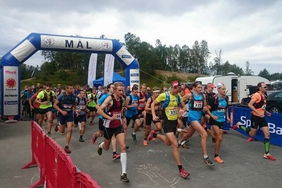 Hilde Aders og Emil Wingstedt vant Trømsø Mountain Ultra og trippelen Start_tromsdalstinden Opp (640x426).jpg