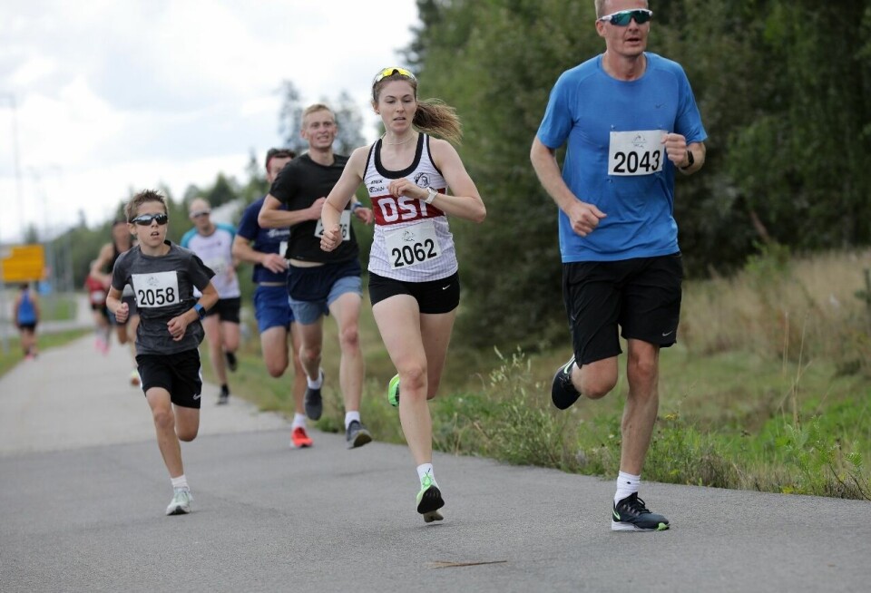 Perseløpet har blitt elitemosjonistenes nye lekegrind Synne Opheim mot mål (1280x870).jpg