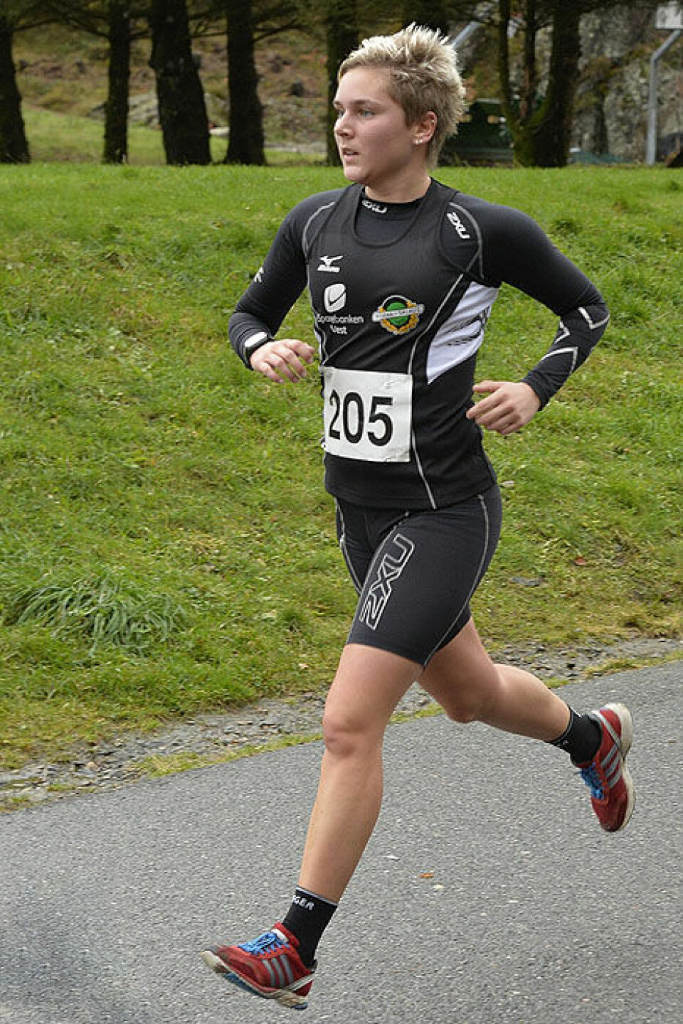 Loddefjordløpet: Mulugeta tre sekunder fra løyperekord Cecilie_Landro_nr2_10km_DSC8185.jpg