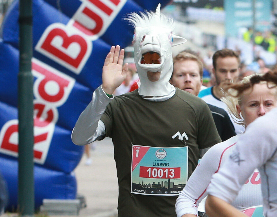 Fissehatsion og Sørset vant 10 km under Oslo Maraton 10km_start_hestehode_Ludwig_stne10013_AZ3T8906.jpg