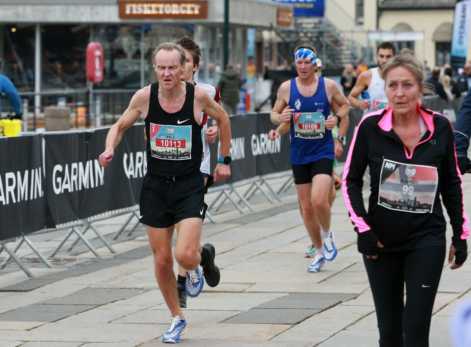 Fissehatsion og Sørset vant 10 km under Oslo Maraton Arild_Hagesveen_nr1_50-54aar_AZ3T9129.jpg