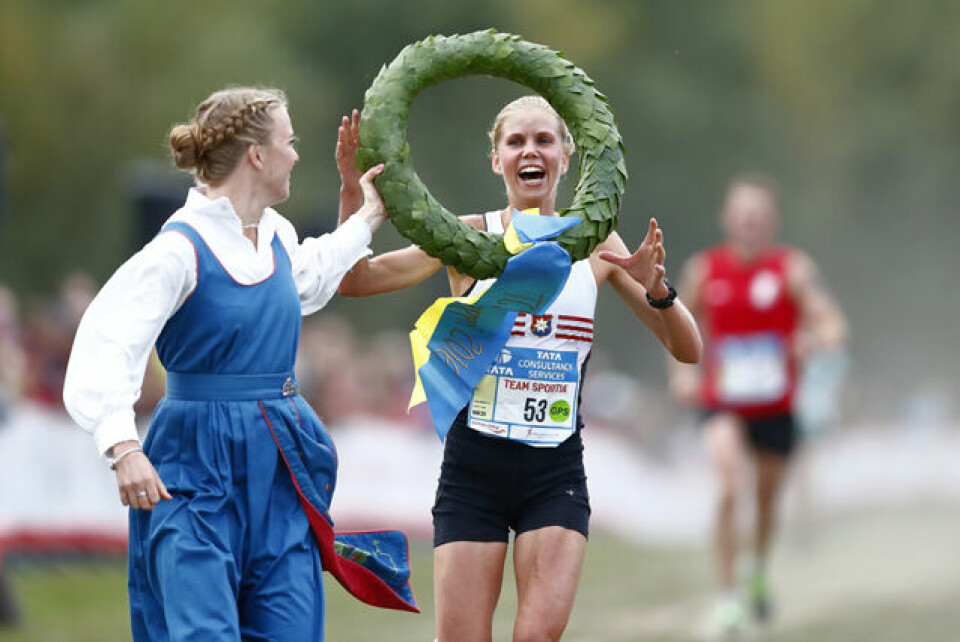 Grete Kirkeberg Mørk med klasserekord i Lidingøloppet 160924_lidingoloppet_hogupplosta_764.jpg