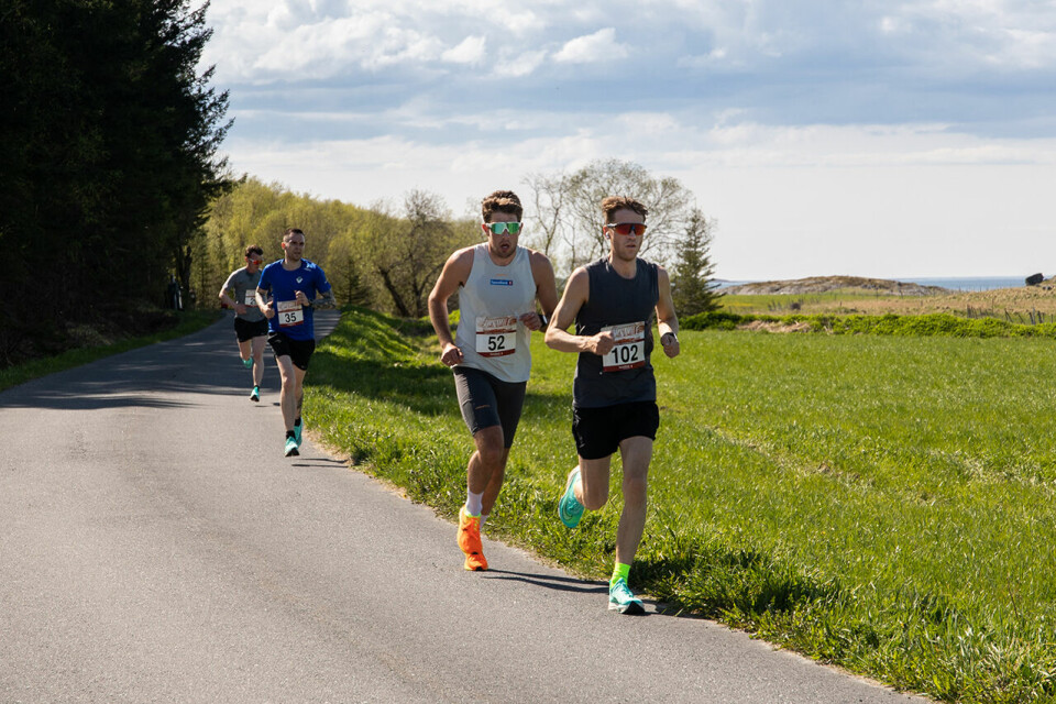 Sømnamile med Klæbo til start ble en suksess 10 km_i loypa-08-29-35-52-102.jpg
