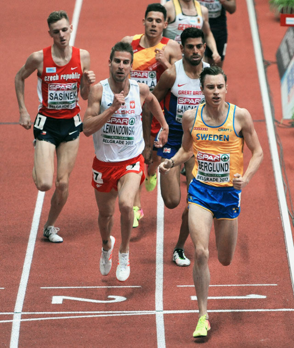 Maktdemonstrasjoner av Muir og Lewandowski på 1500 m i EM Lewandowski_and_Berglund_foto_Mark_Shearman.jpg