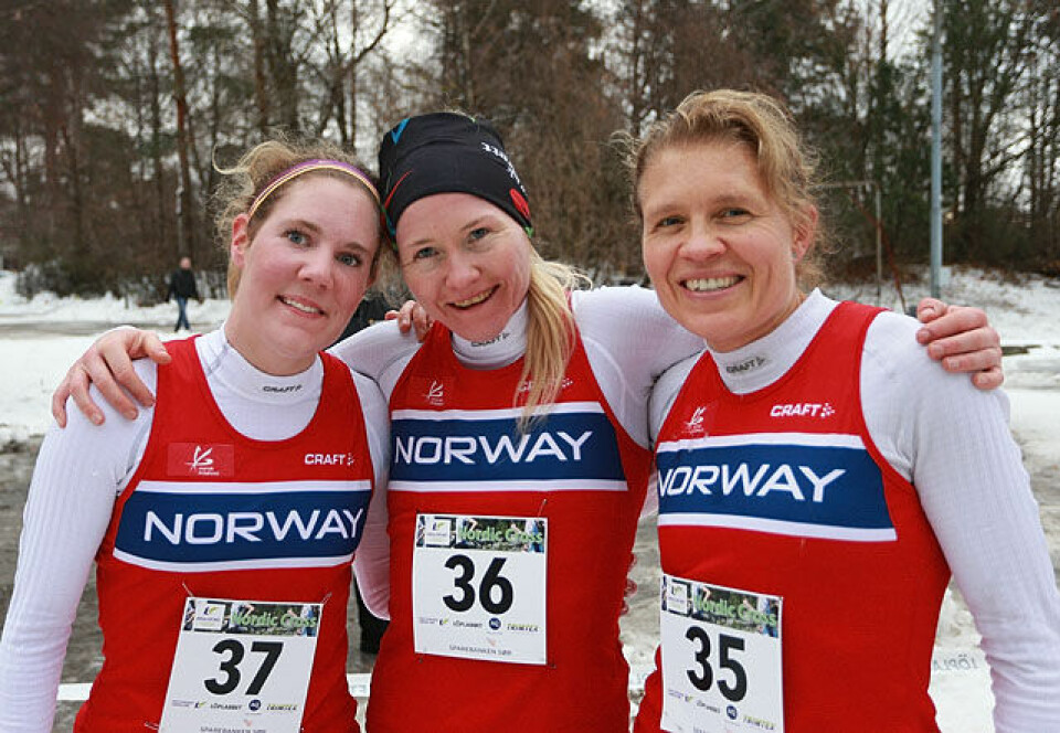 Lena Selen beste norske dame i nordisk mesterskap i terrengløp Damelaget_alle_tre_AZ3T3991.jpg
