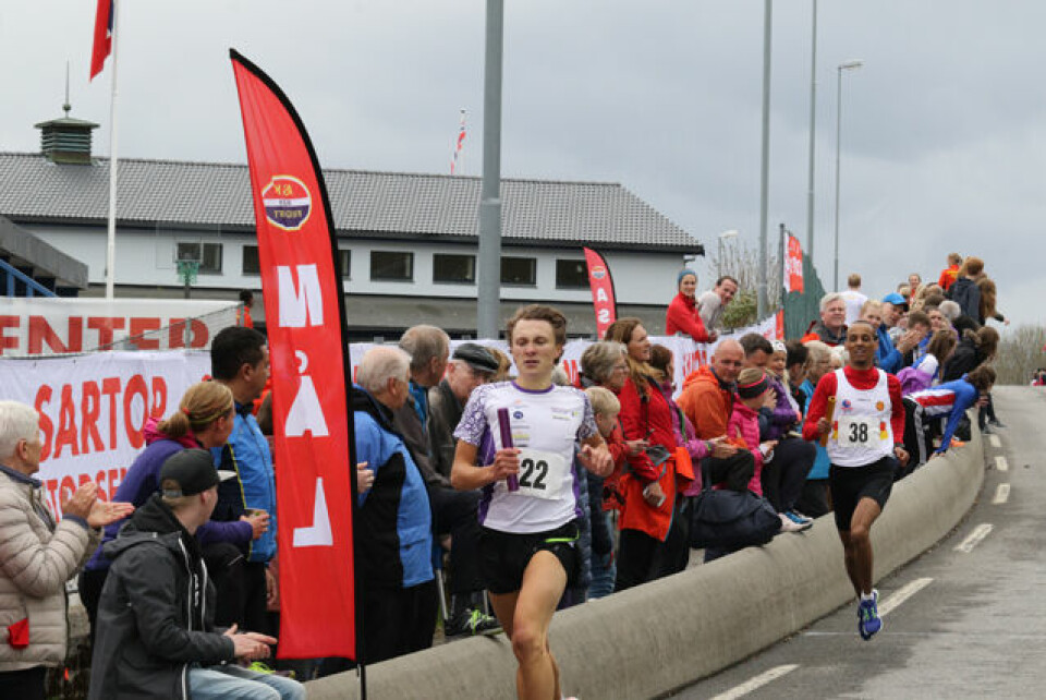 Gular forsvarte seieren i Ask stafetten 1P1A3865.jpg
