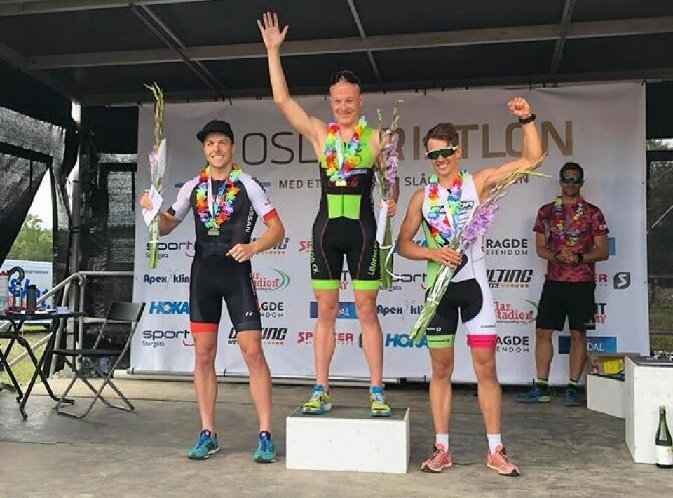 Morten Hansen og Kristina Engstrand vant Oslo Triatlon Morten_Hansen_pallen.jpg