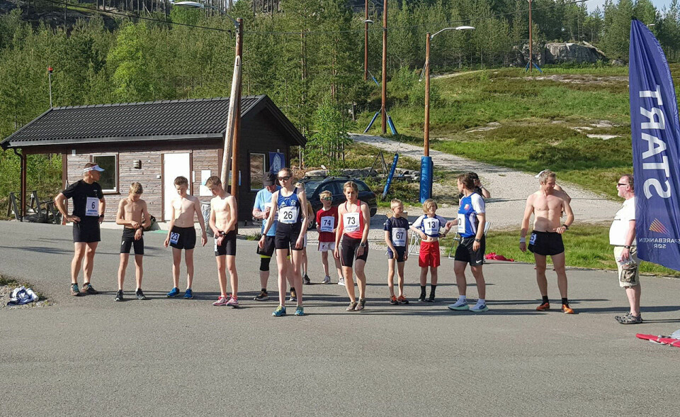 Varme forhold for løperne under Høyslass Opp Start pulje 2.jpg