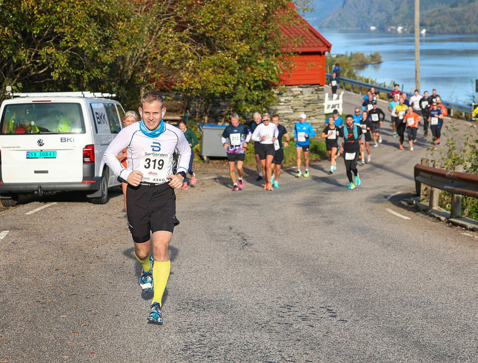 Marius Vedvik og Lina Rivedal tok løyperekordene i Sørfjorden Halvmaraton 1U9A5171.jpg