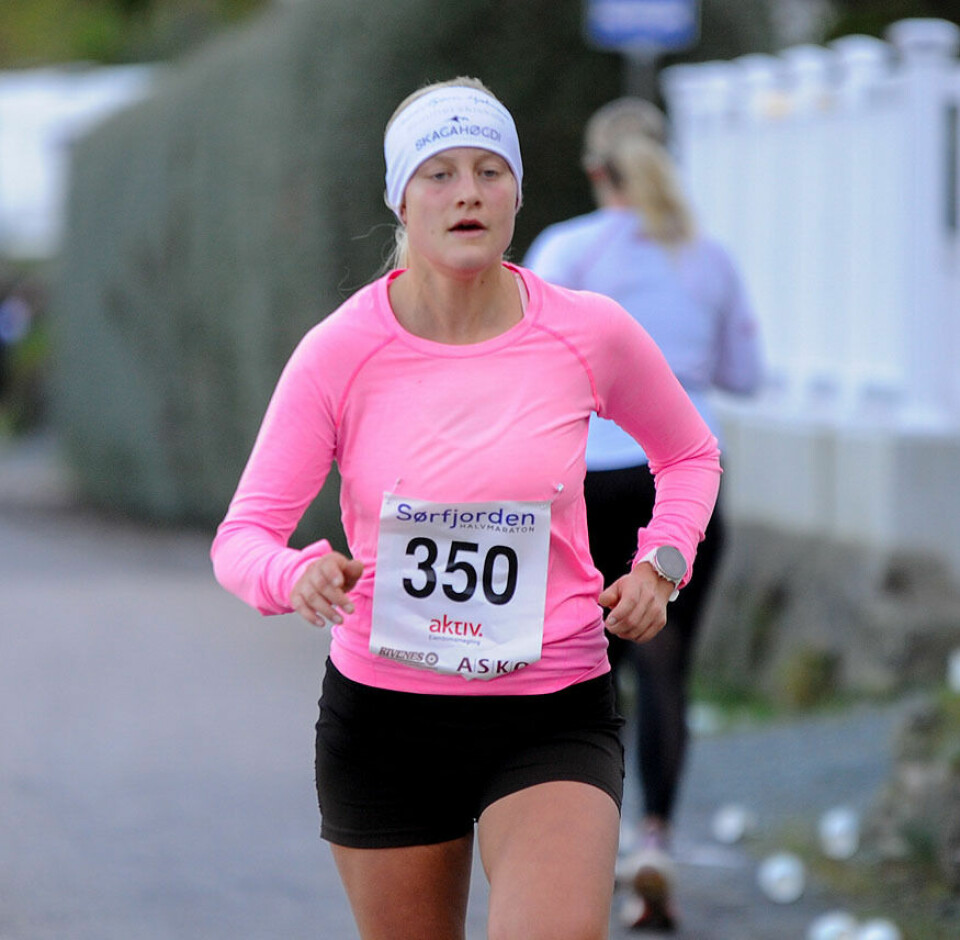 Marius Vedvik og Lina Rivedal tok løyperekordene i Sørfjorden Halvmaraton _DSC3520.jpg