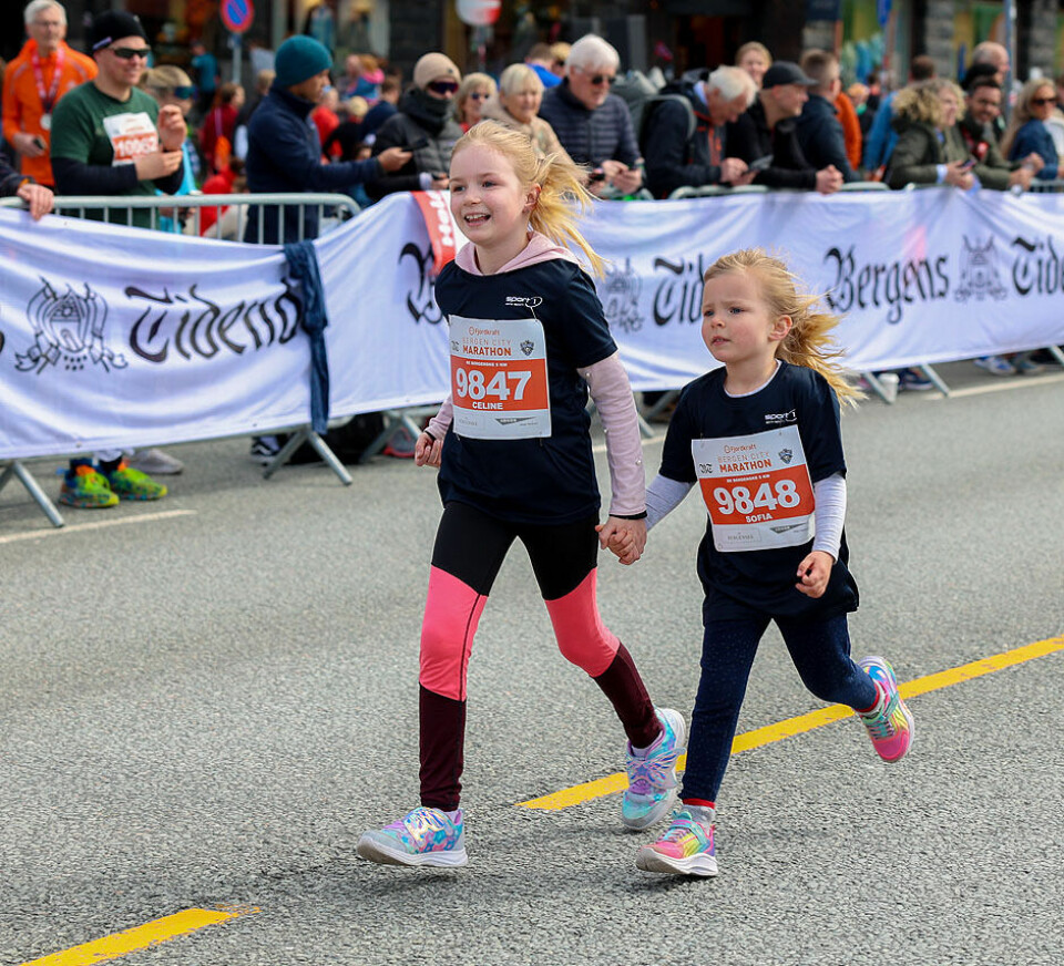 Løpsfesten samlet nærmere 12 000 løpsglade Celine og Sofia Nordvang Flolid_1U9A0054.jpg