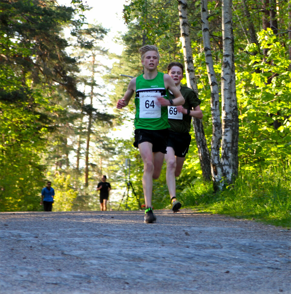 Varm kveld i Paradisbukta da 123 fullførte Ryeløpet Benjamin_Olsen_o_Wilhelm_Leikanger_IMG_6992.jpg