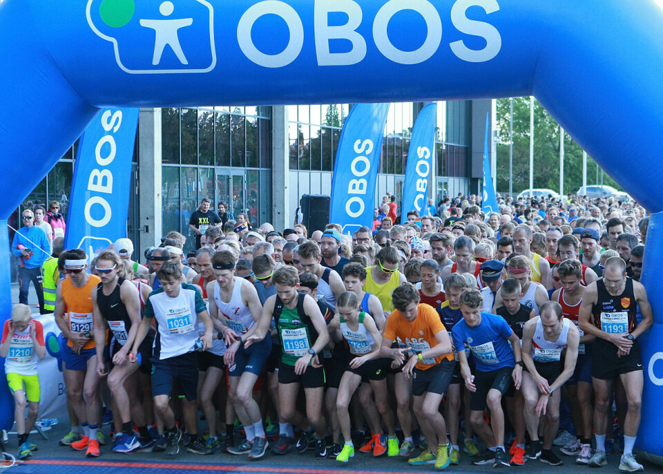 Heidi Weng og Emma Kirkeberg Mørk løp fort i Fornebuløpet Start_5km_1280_AZ3T1597.jpg