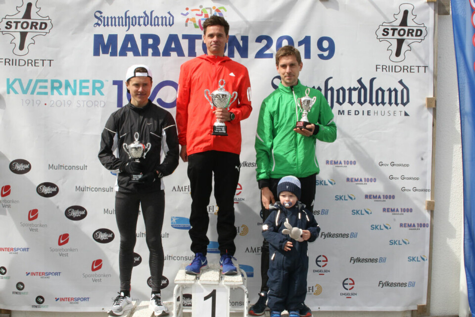 Over 1000 deltagere fullførte strålende Sunnhordland Maraton 1P1A5454.jpg