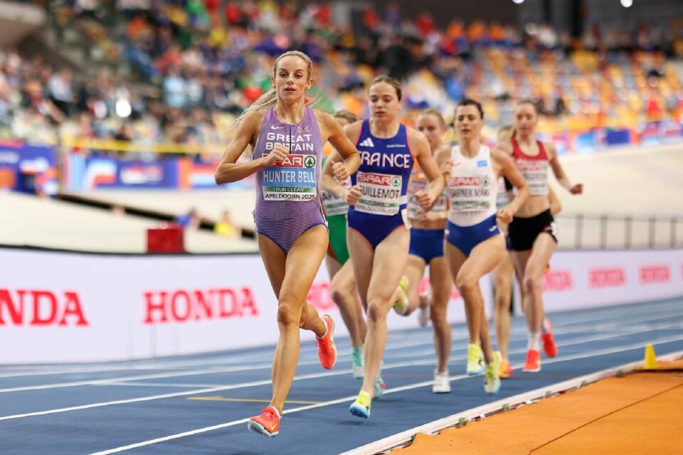 Geogia Hunter Bell hadde bestetid i kvinnenes forsøk på 1500 m torsdag kveld. (Foto: Maja Hitij/Getty) Geogia Hunter Bell hadde bestetid i kvinnenes forsøk på 1500 m torsdag kveld. (Foto: Maja Hitij/Getty)