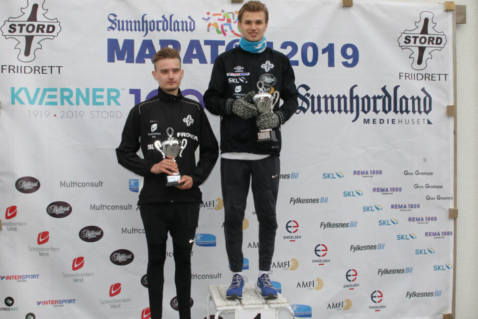 Over 1000 deltagere fullførte strålende Sunnhordland Maraton 1P1A5385.jpg