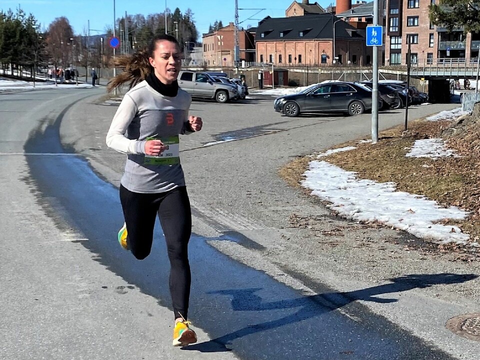 H3 Hamar HOKA Vårløp med 111 deltakere i vårsol 5 km Vilde Antonsen.jpeg