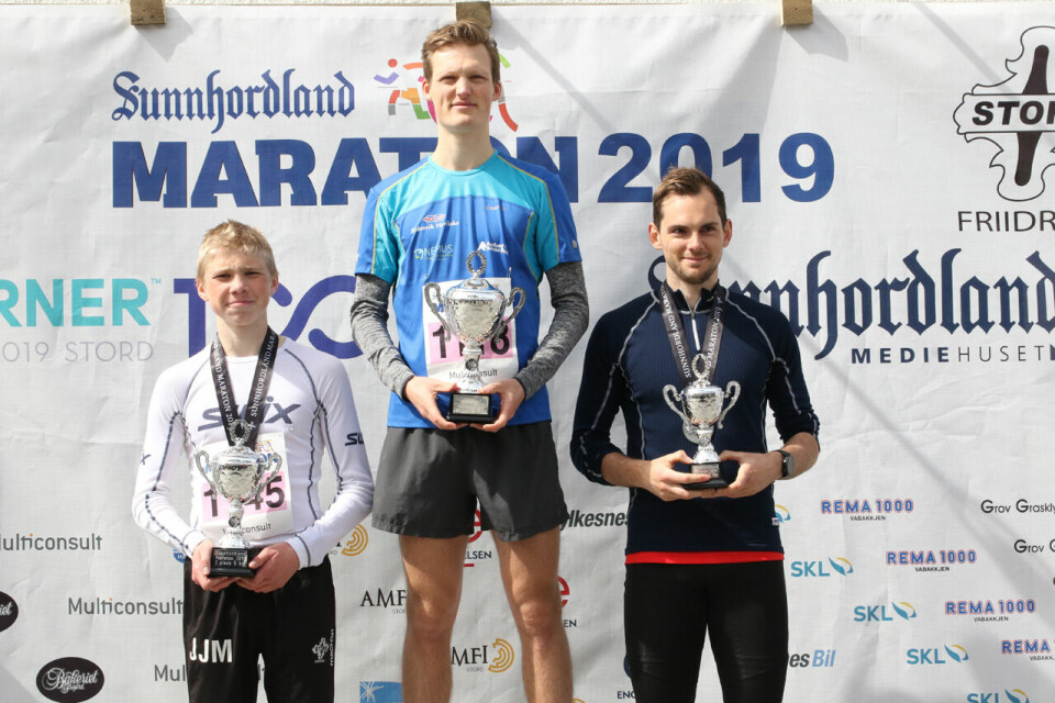 Over 1000 deltagere fullførte strålende Sunnhordland Maraton 1P1A5466.jpg