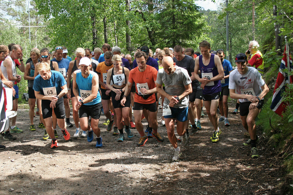 Starten for lang løype (21 km) går ved Stemmen. (Foto: Sverre Larsen) Starten for lang løype (21 km) går ved Stemmen. (Foto: Sverre Larsen)