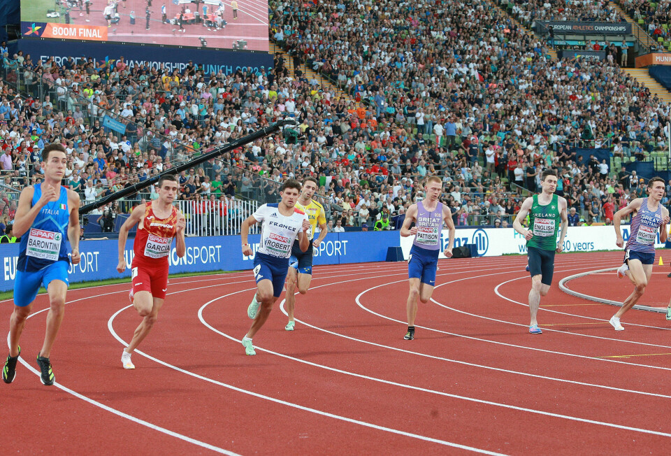 Spanske Mariano Garcia slo Jake Wightman med 4 hundredeler på 800 m 800m_etter_80m_Kramer_bakerst_AZ3T2720.jpg