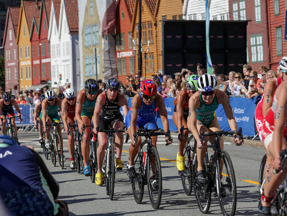 Kristian Blummenfelt og Vetle Bergsvik Thorn slo til med medaljer i triatlonfesten i Bergen 1U9A1493.jpg