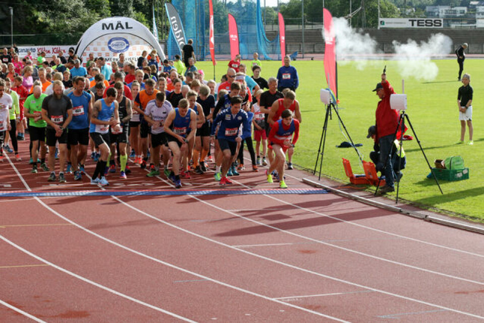 Startskuddet for første pulje på 5 km er akkurat gått Startskuddet for første pulje på 5 km er akkurat gått